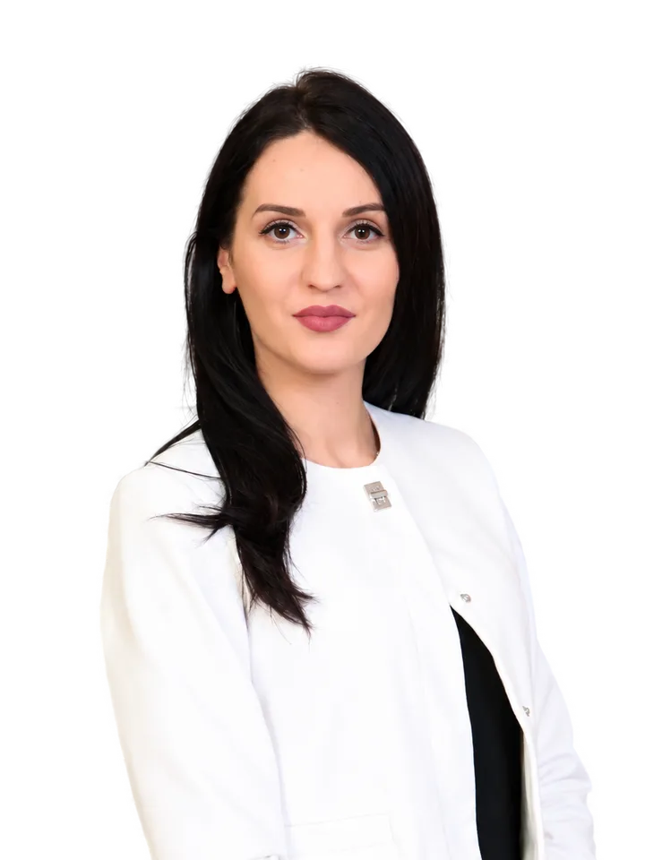 Alexandra Carstea
